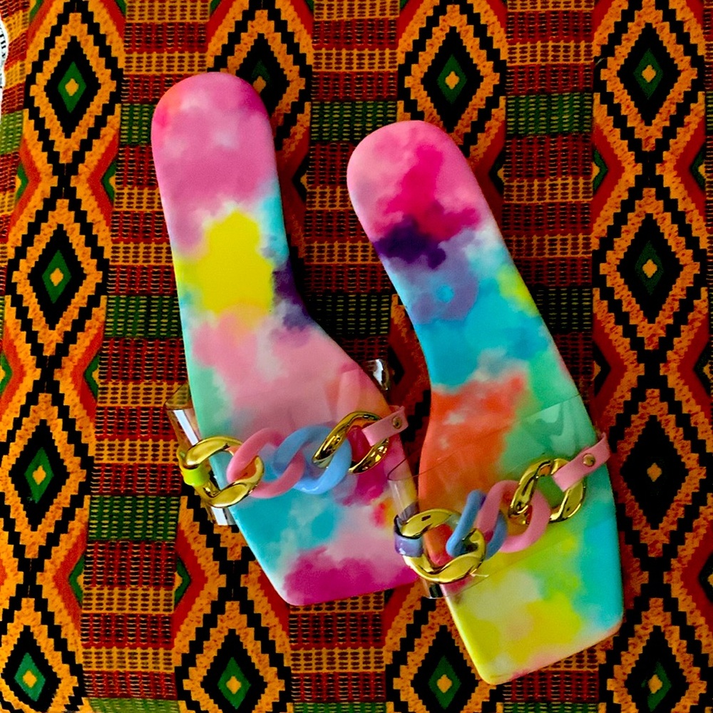 Ladies flip flops sandals not listed, size 42 multi colored